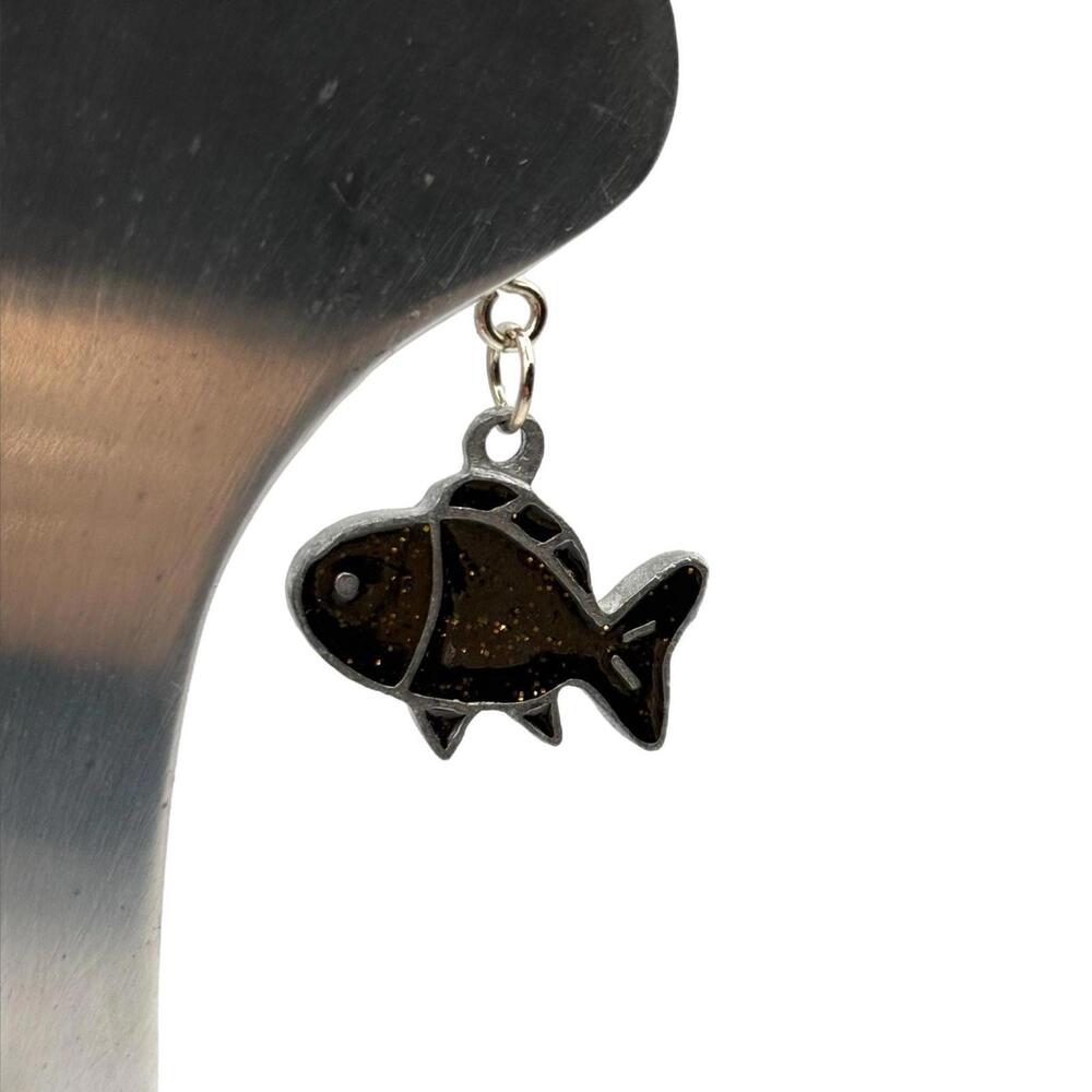Connoisseur Frames Metal Silver Cat-Shaped Picture Frame Dangling Fish in Mouth - Picture 2 of 3